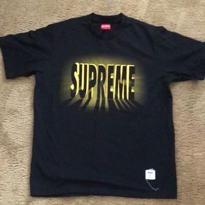 Mens authentic supreme T shirt great used condition